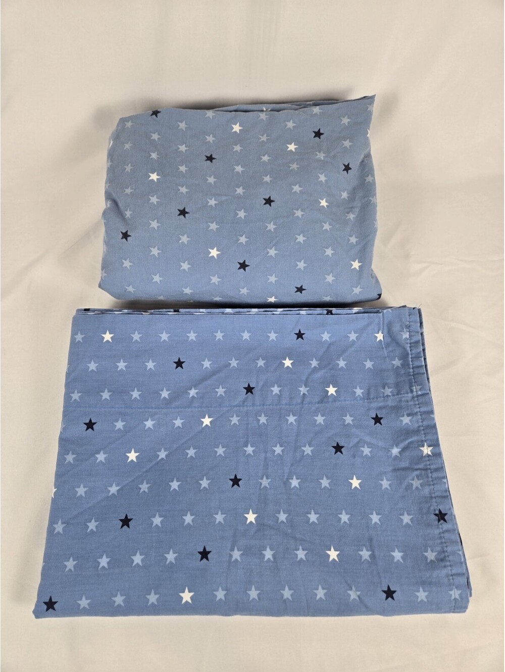 Circo Blue Star Fitted And Flat Sheet Set Twin